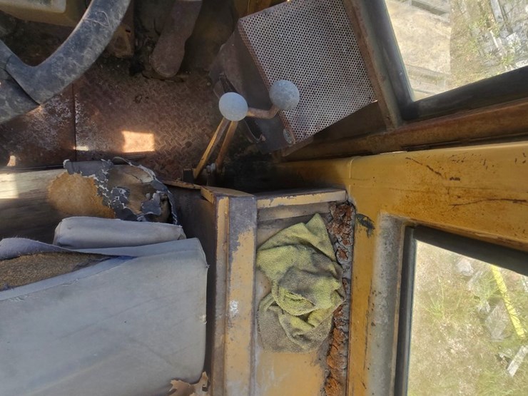 caterpillar-930-image-35