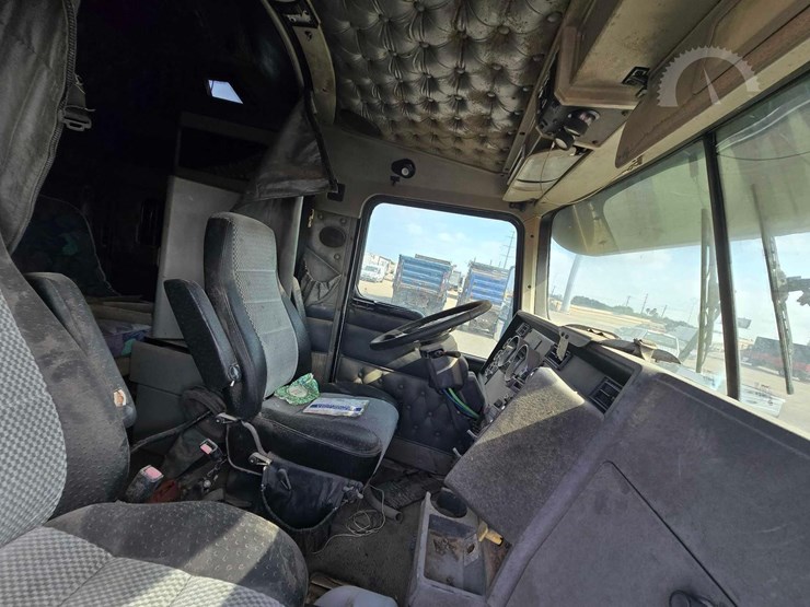 2006-kenworth-t600-image-9