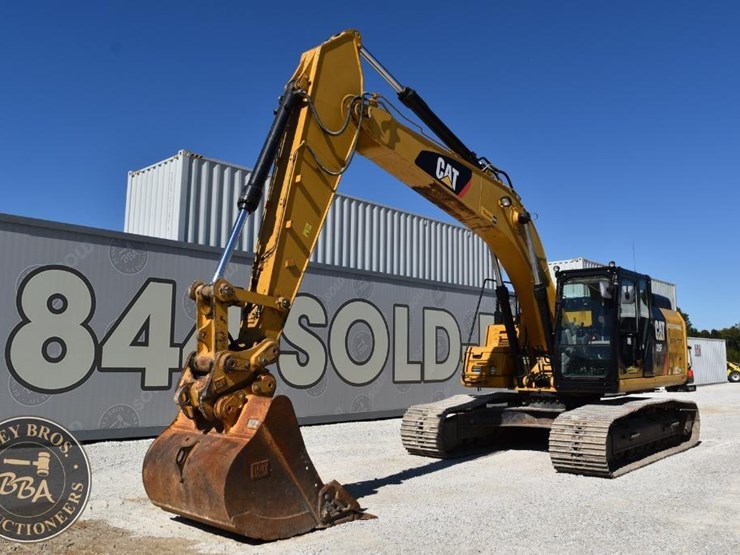 2018-caterpillar-326fl-image-1
