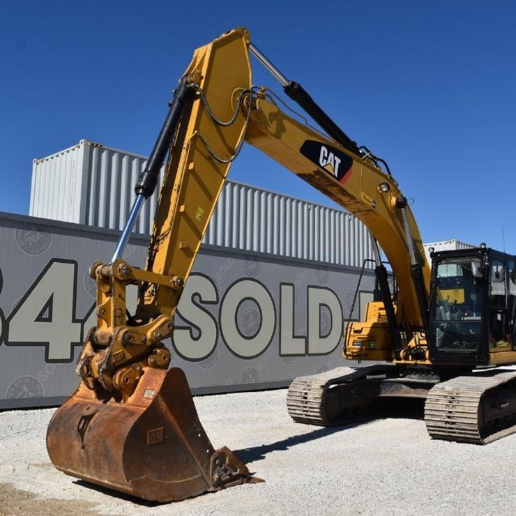 2018 CATERPILLAR 326FL