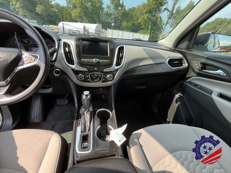 2020-chevrolet-equinox-ls-image-55