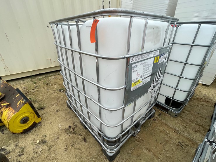 #3064-•-caged-poly-water-totes-image-1