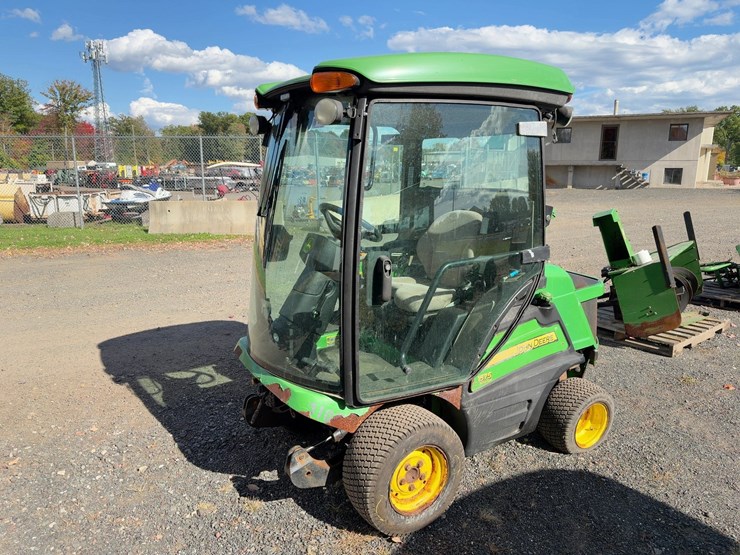 john-deere-1575-image-1