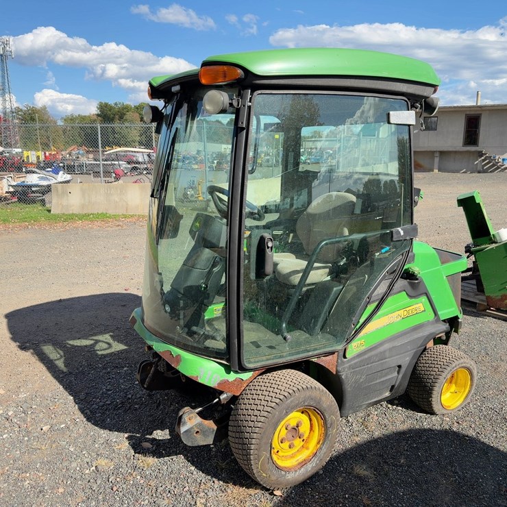 JOHN DEERE 1575