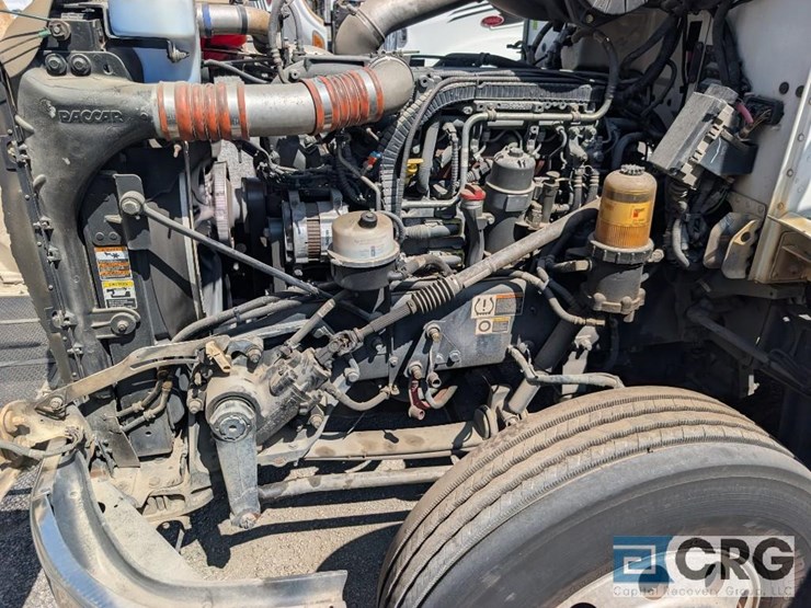 2014-peterbilt-386-image-30