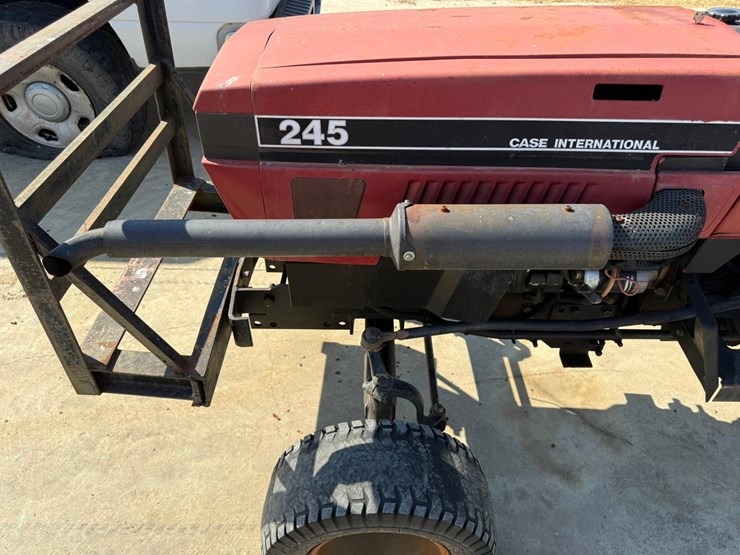 1987-case-ih-245-image-24