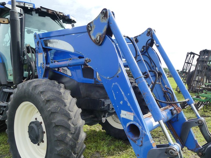 new-holland-ts115a-image-11