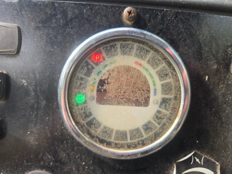 terex-tlb840r-image-43