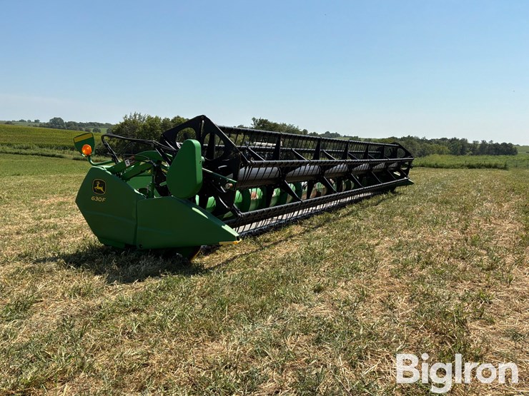 2009-john-deere-630f-image-3