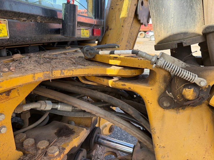 caterpillar-420e-image-48