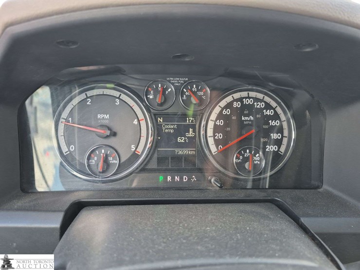 2012-dodge-2500-image-11