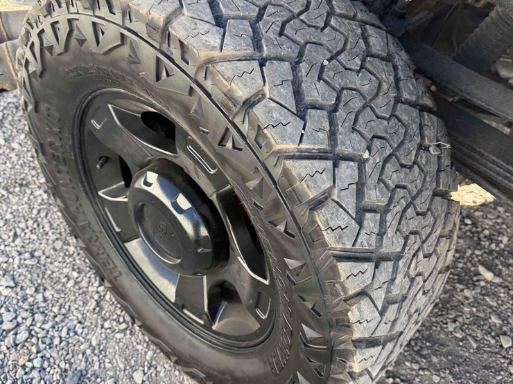 2010-ford-f350-xl-image-11