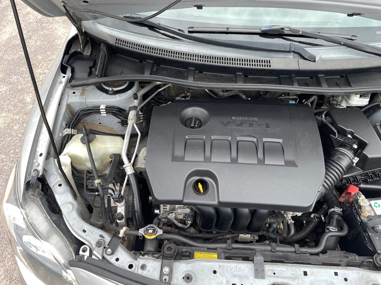 #2765-•-2011-toyota-corolla-(title-in-delay)-image-34
