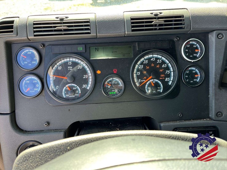 2018-freightliner-cascadia-t/a-truck-tractor-image-83