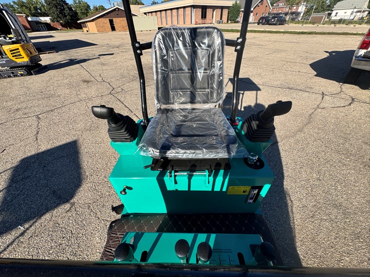 2026-unused-mh13rx-mini-excavator-image-9