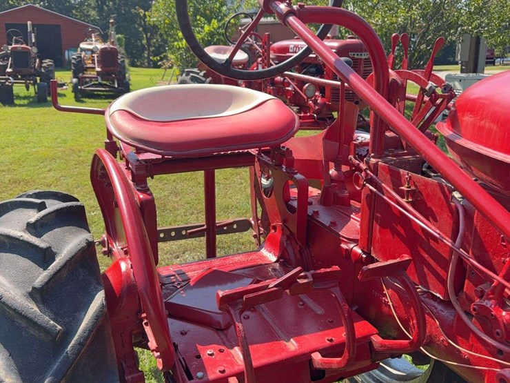 1953-farmall-super-a-image-15