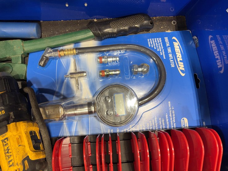 us-general-tool-box-and-tools-image-23