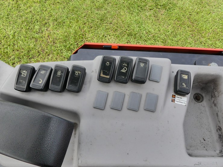 kubota-r640-image-14
