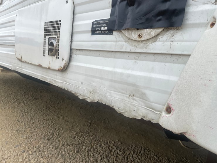 #1276-•-1998-jayco-eagle-304-camper-(has-mn-title)-image-41