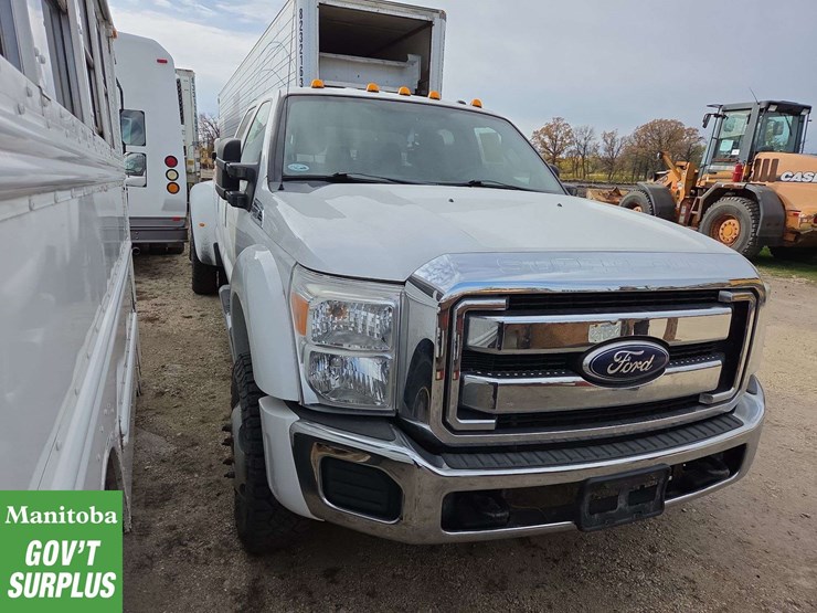 2011-ford-f450-image-3