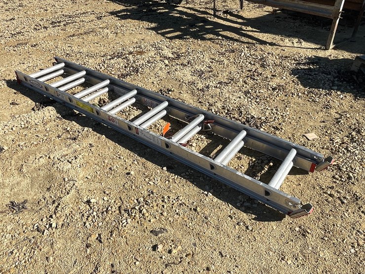 #3024-•-werner-16'-aluminum-extension-ladder-image-2