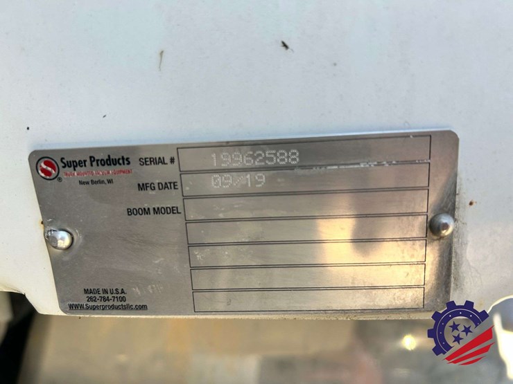 2019-freightliner-114sd-image-136