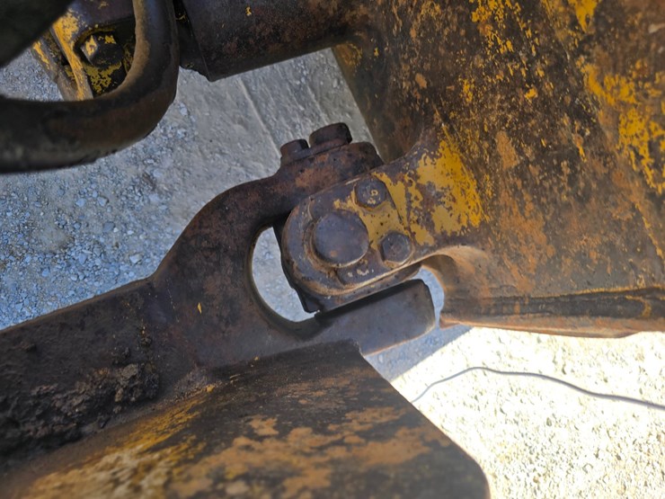 caterpillar-d7h-lgp-image-25