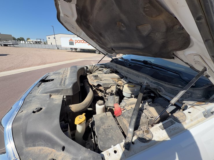 2019-dodge-2500-image-31