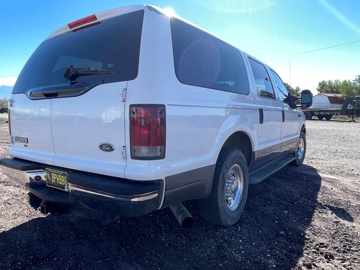 2003-ford-excursion-image-5