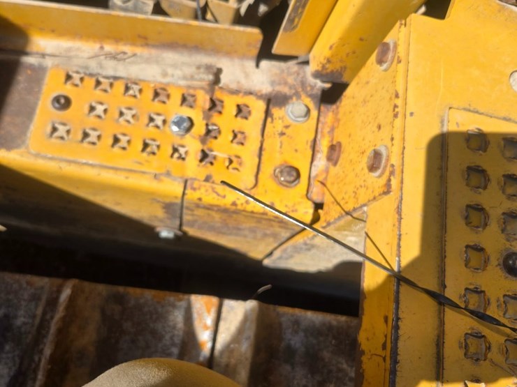 caterpillar-d6r-image-31