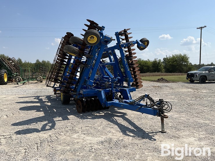 2012-landoll-7431-29-image-3