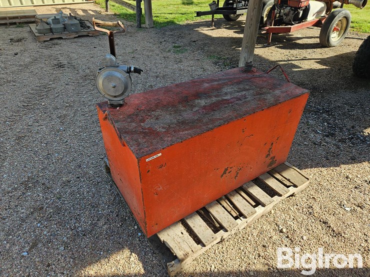 100-gal-steel-fuel-transfer-tank-image-1