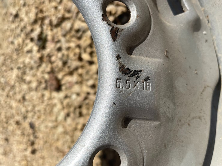 #3025-•-misc.-implement-rims-and-truck-spacer-rings-image-28