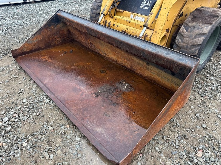deere-240-image-9