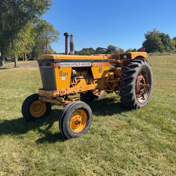 MINNEAPOLIS MOLINE U302