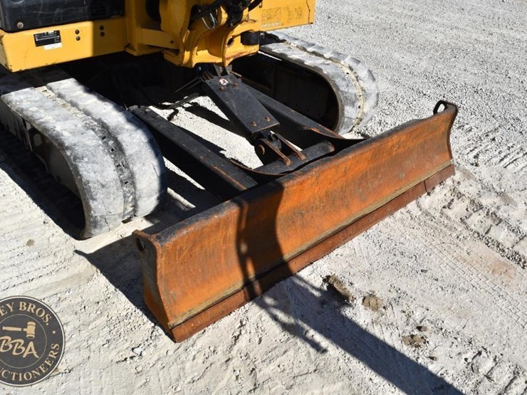 2021-caterpillar-306cr-image-32