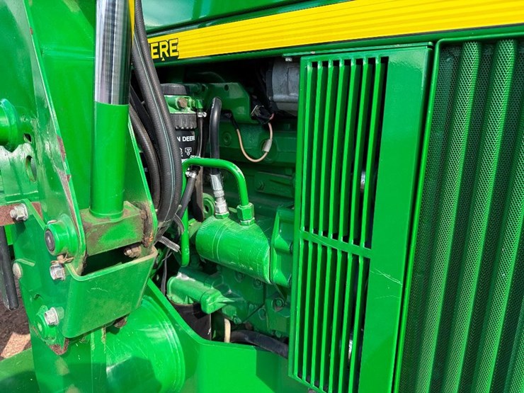 john-deere-6403-image-28