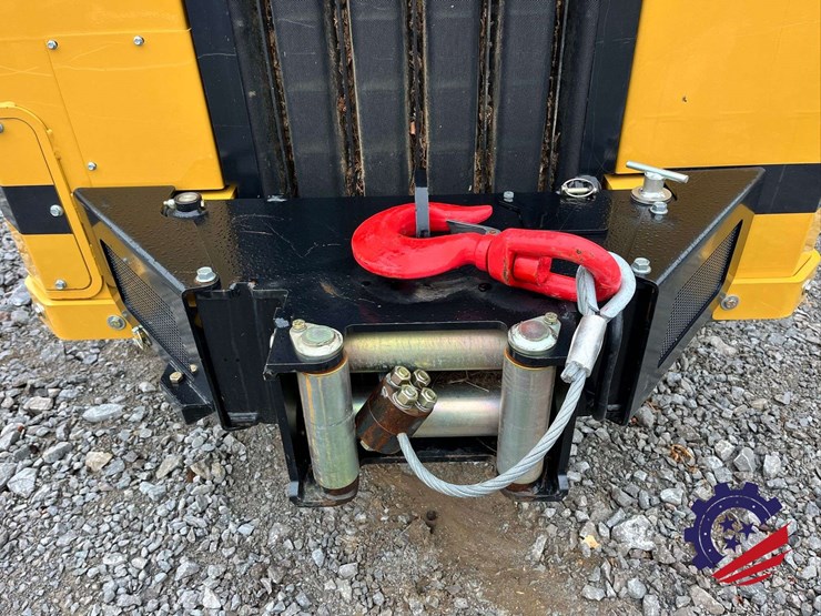 2023-rayco-c120ra-forestry-mulcher-with-fm120-6r-mulcher-head-image-27