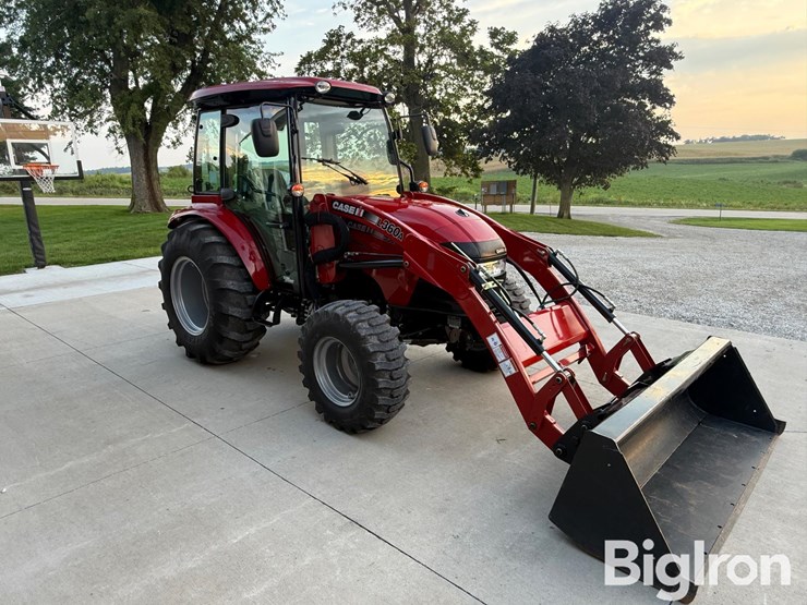2022-case-ih-farmall-55c-image-3