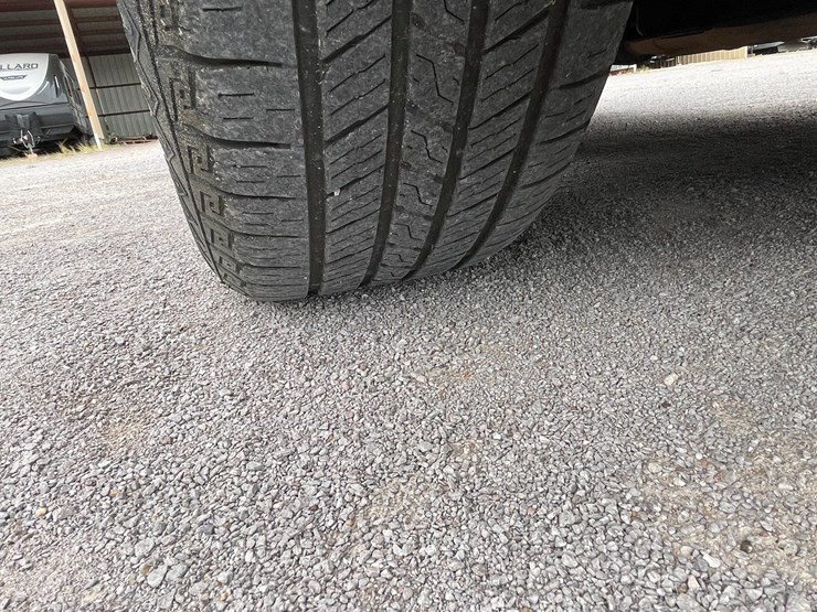 #2768-•-2001-toyota-camry-(title-in-delay)-image-189