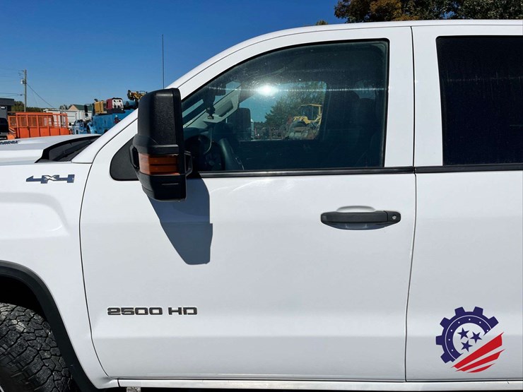 2016-gmc-sierra-2500hd-image-24