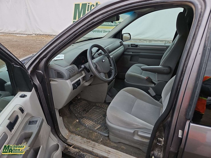 2006-ford-freestar-image-16