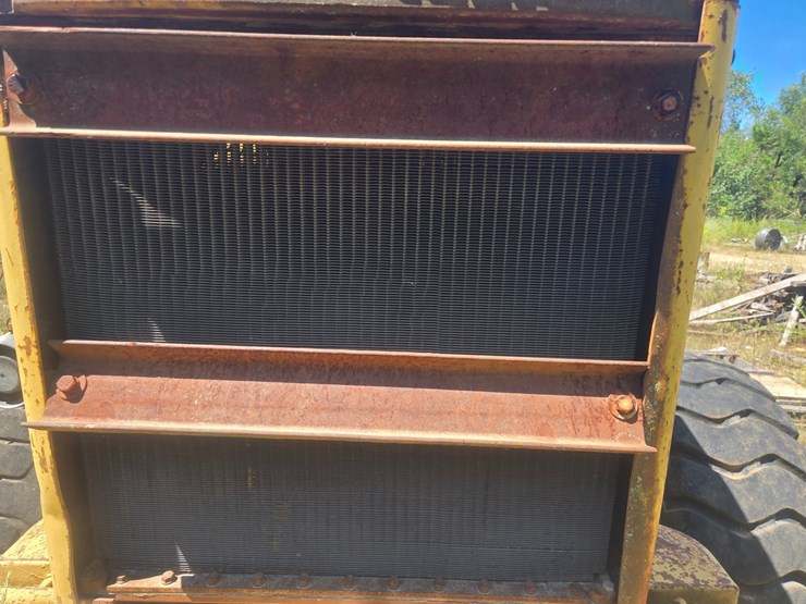 caterpillar-930-image-19