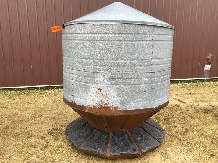 #3054-•-big-k-husky-hog-feeder-image-1
