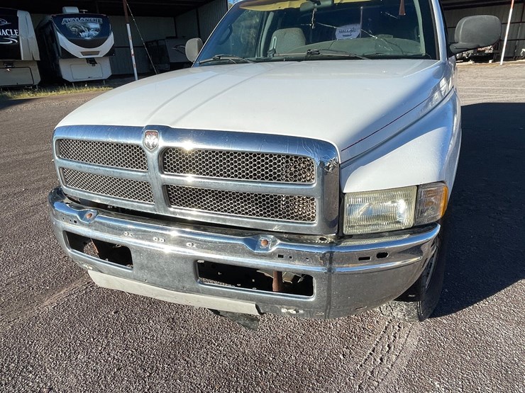#2760-•-2001-dodge-ram-(title-in-delay)-image-47
