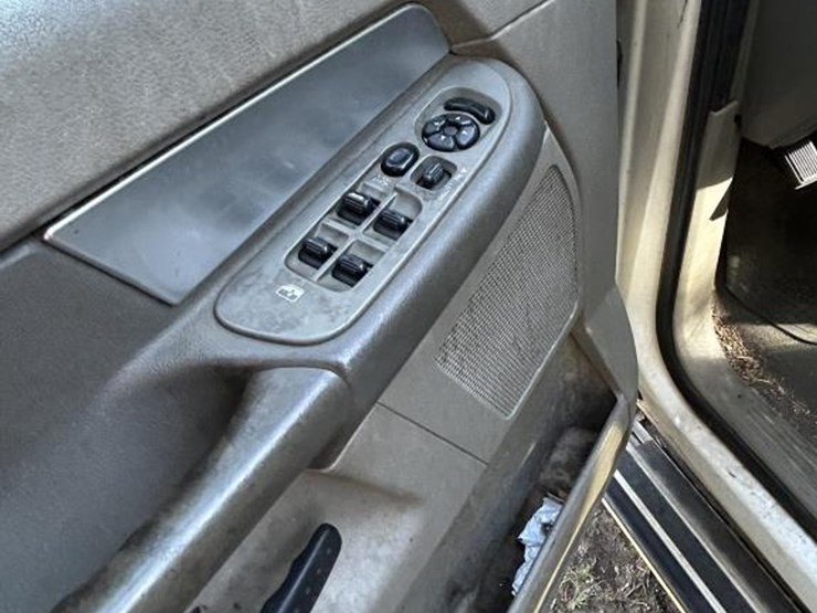 2008-dodge-ram-1500-image-8