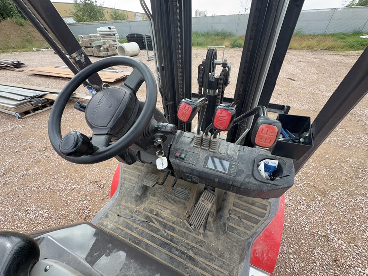 2020-manitou-mi25g-image-17