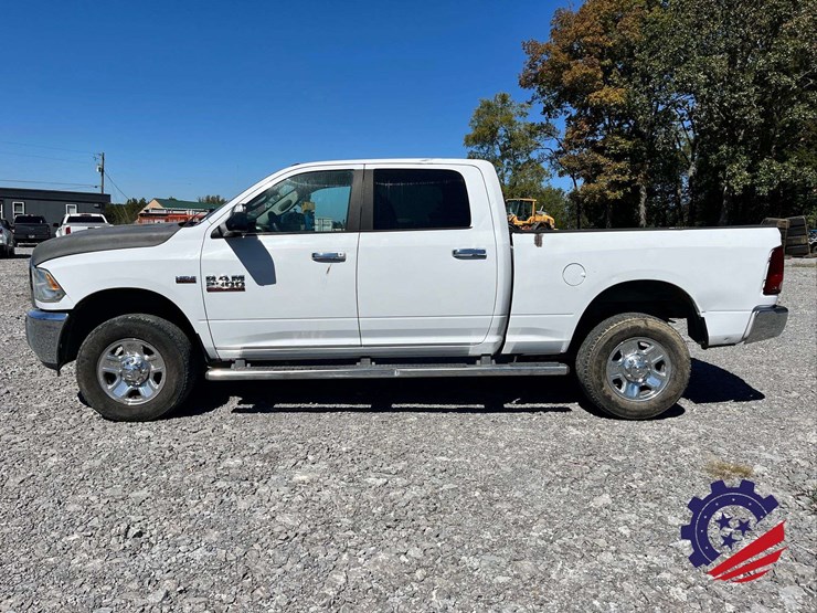 2015-ram-2500-hd-image-2