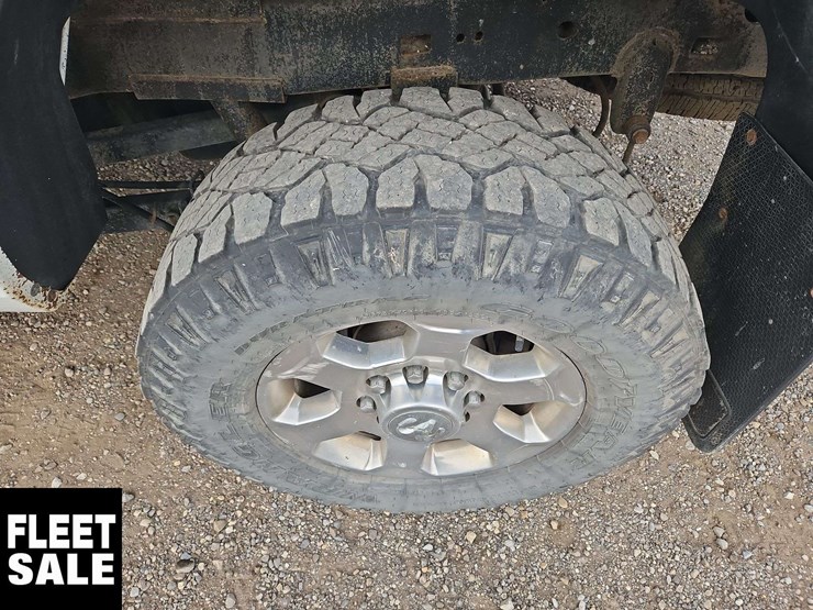 2018-dodge-2500-image-10