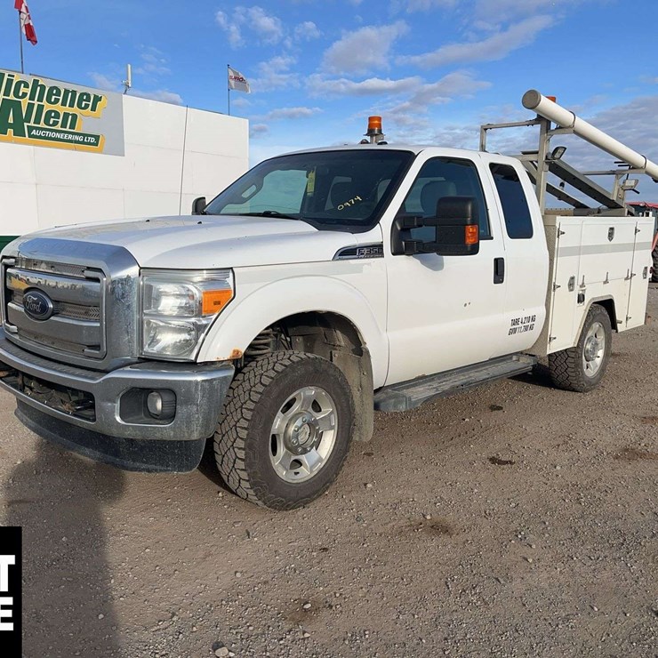 2012 FORD F350